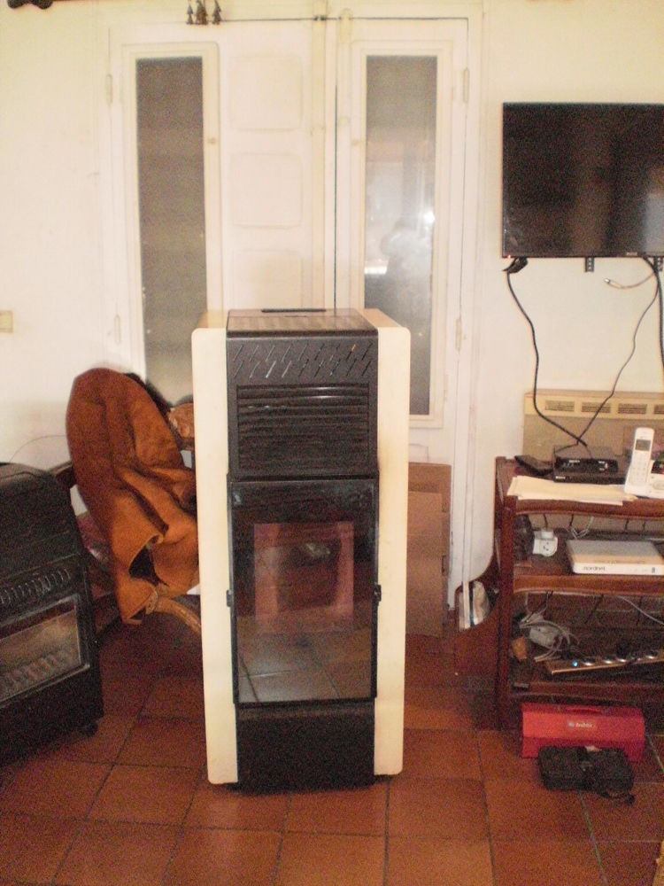 poele � granules 600 Cannes (06)