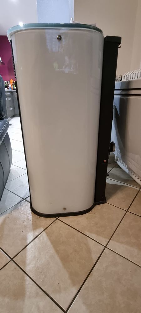 Po�le � granul�s 1800 Marsac (23)