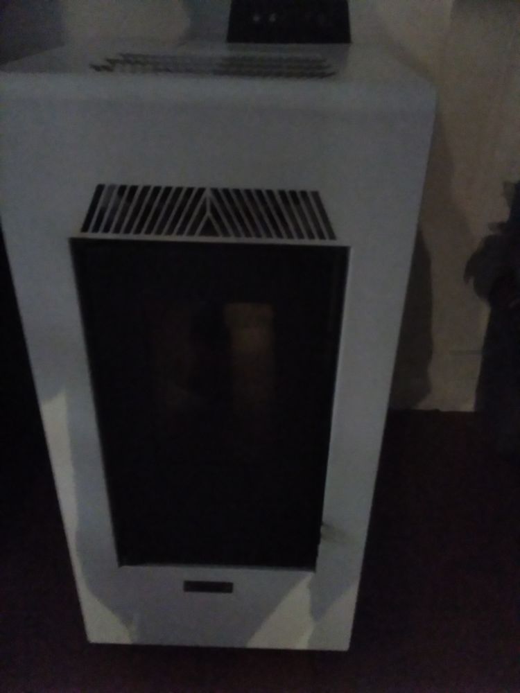 Po�le � granules 650 Villecelin (18)