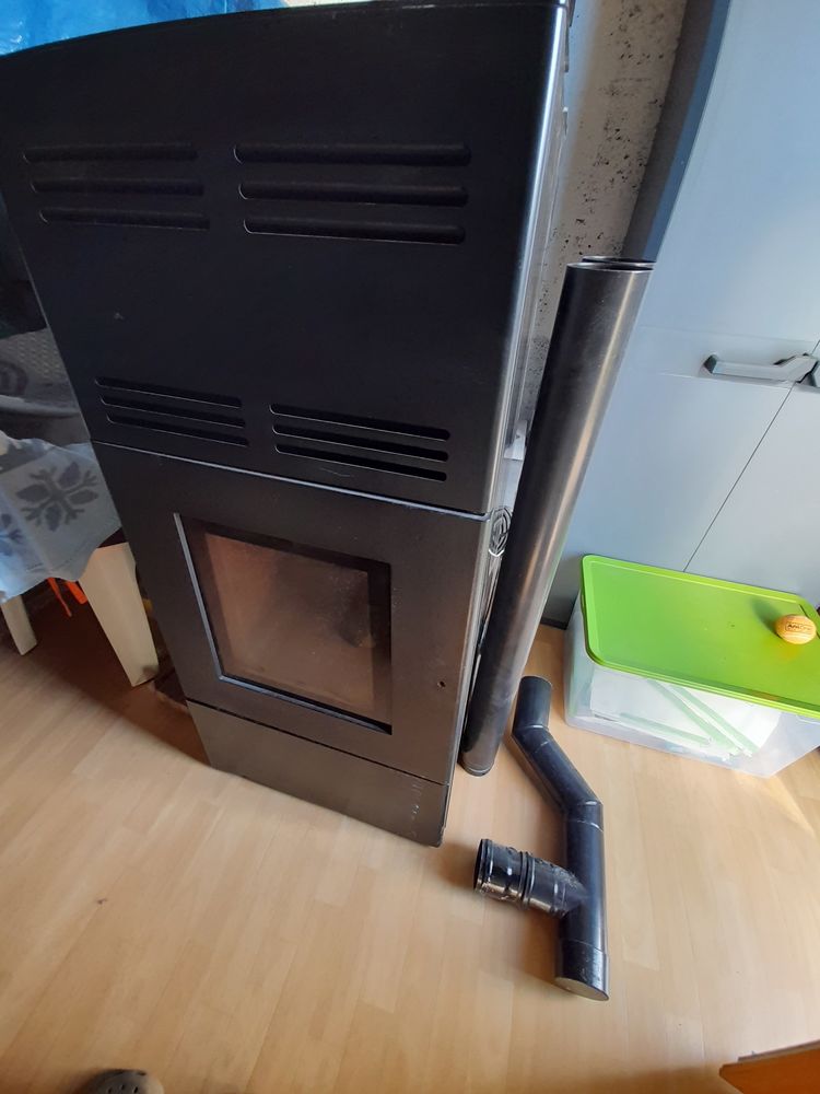 Po�le � granules 500 La Trinit�-Surzur (56)