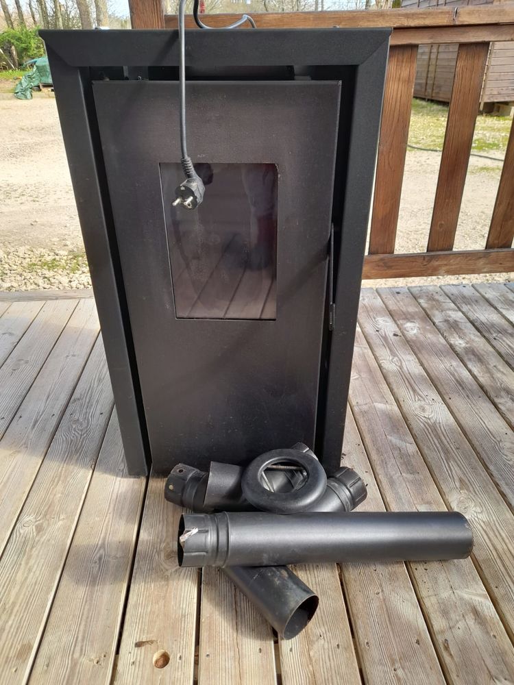 Po�le � granul�s 500 Mair�-Levescault (79)