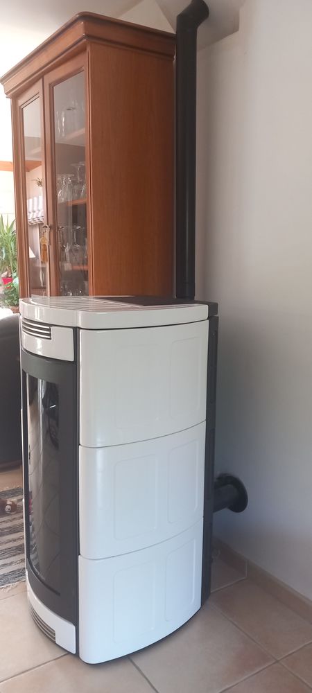 POELE A PELETS 2000 Concarneau (29)