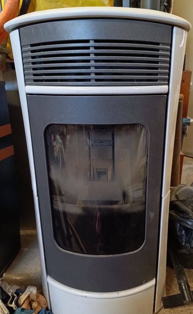 Po�le � pellets, SALLY ITC Edilkaminn 1800 Mulhouse (68)