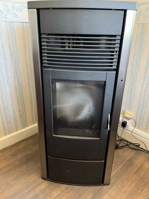 Po�le � pellets 1200 Beaumont-en-Argonne (08)