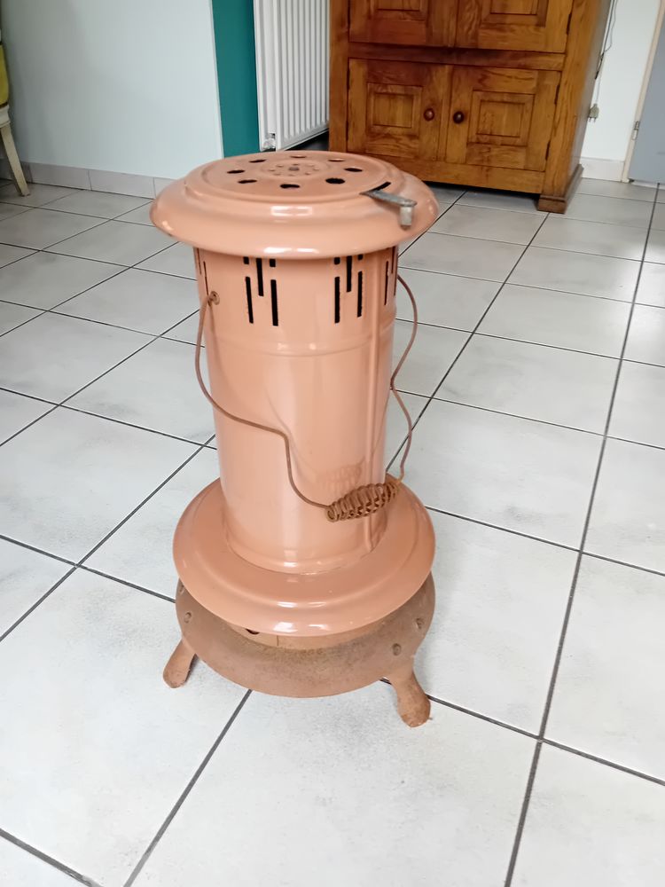 Po�le � p�trole vintage 65 Marquette-lez-Lille (59)