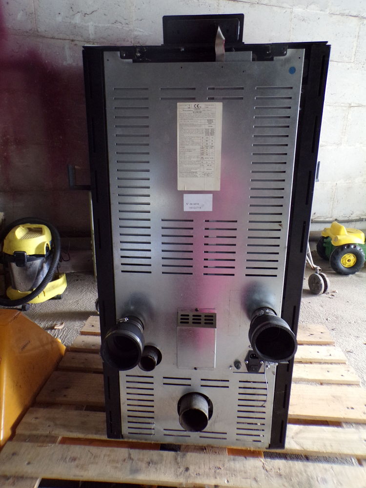 poeleagranule12kcanalise 1500 Averton (53)