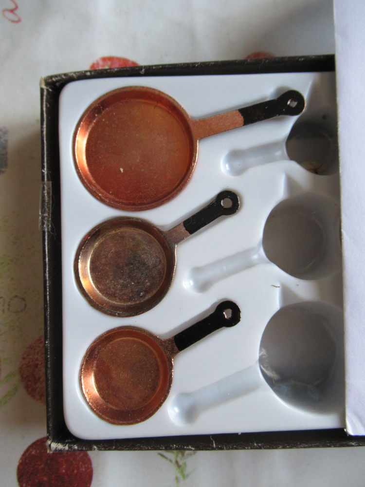 3 poeles miniature en cuivre ou laiton 15 Goussainville (95)