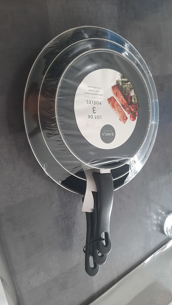 Lot 3 po�les neuves 15 Villeveyrac (34)