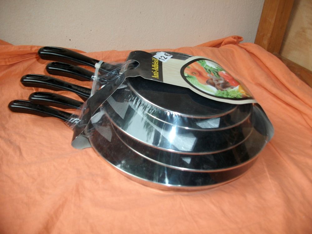 Lot de 5 Po�les Noir - neufs 22 Bouxwiller (67)