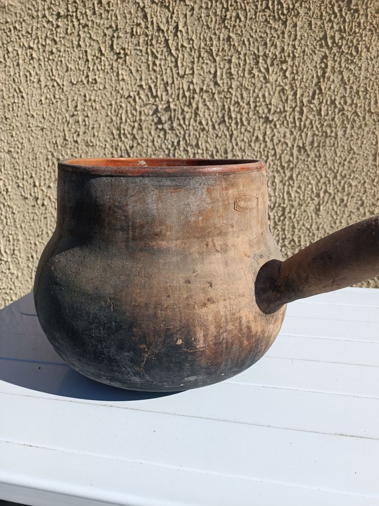 Po�lon , Ancienne poterie en terre cuite, 40 Toulouse (31)