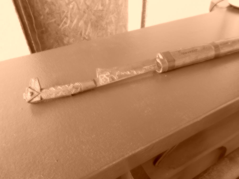 poignard b�rb�re 1806 l 180 Saint-Laurent-d'Aigouze (30)