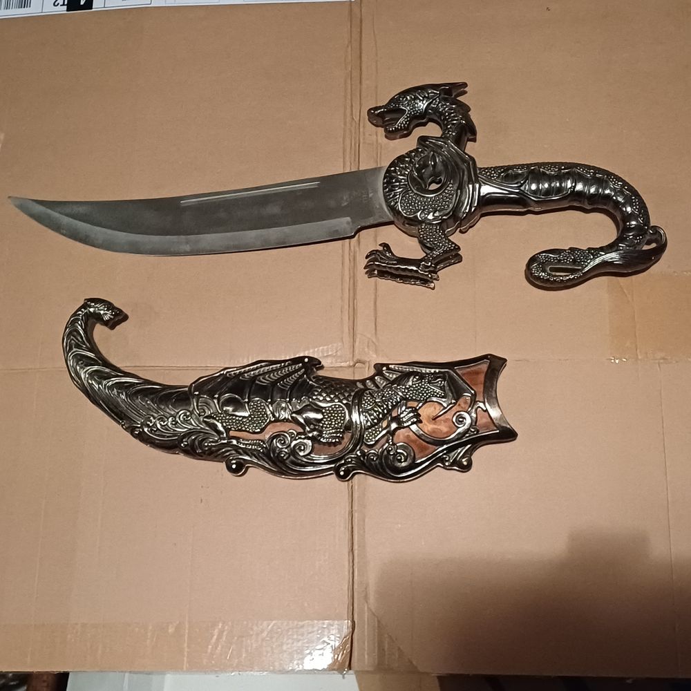 Poignard m�di�vale dague lourde 25 Rethel (08)