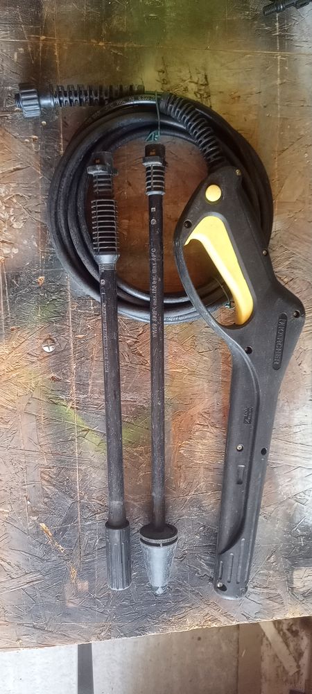 Poign�e Flexible + 2 lances 20 Saint-Cyr (87)