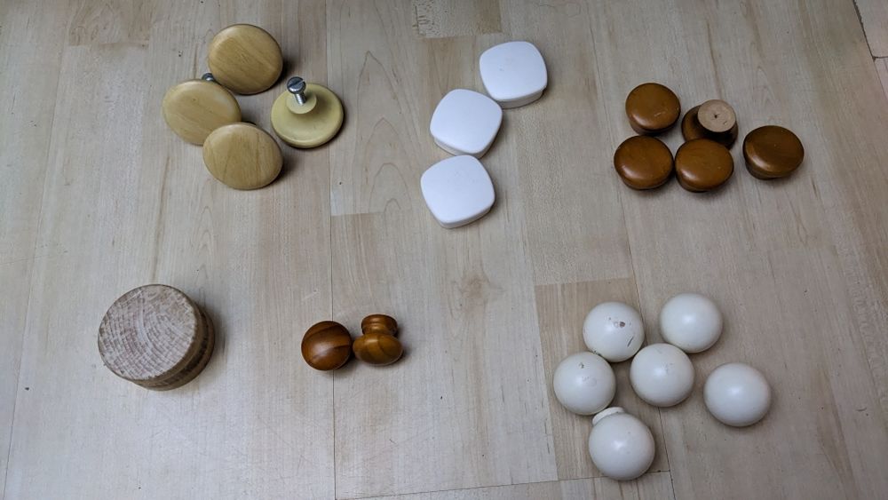 poign�es de meuble, de commode 1 Saint-Romain-de-Lerps (07)