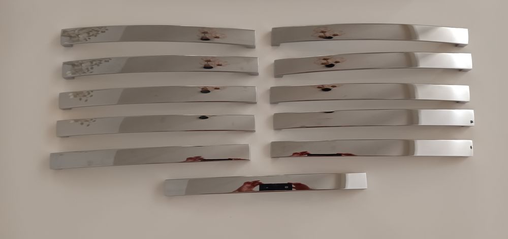  POIGNEES DE MEUBLE UNITEOU LOT 7 Clermont-Ferrand (63)