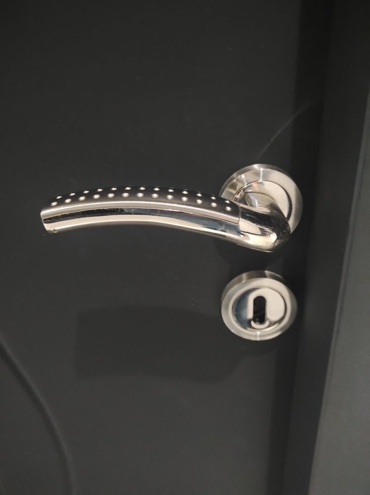 Poign�es de porte int�rieure 75 Courpi�re (63)