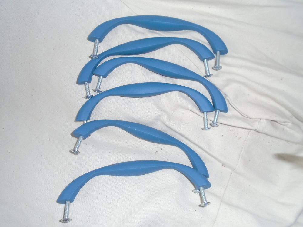 6 poign�es de porte de placard neuves 12 Nogent-le-Rotrou (28)