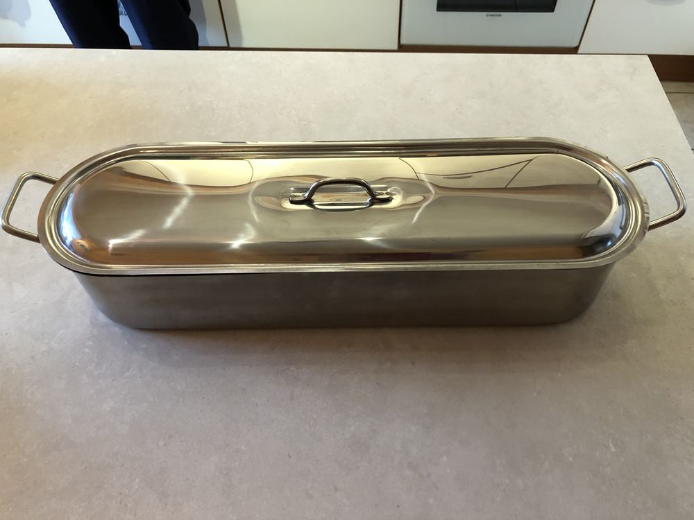 poissonni�re 60 cm avec grille (1007 ) 45 Saint-Vallier (71)