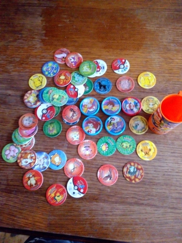 Pog pok�mon 30 Coudrecieux (72)