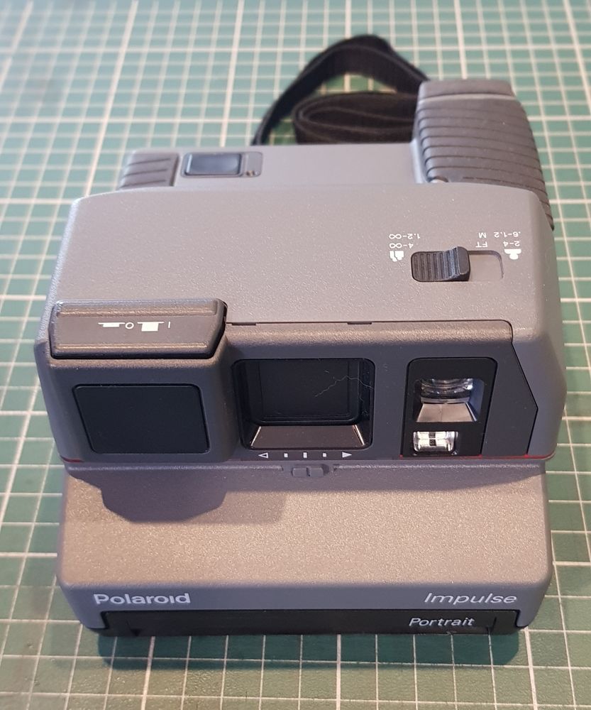 Polaro�d Impulse Portrait 600
45 Montrouge (92)