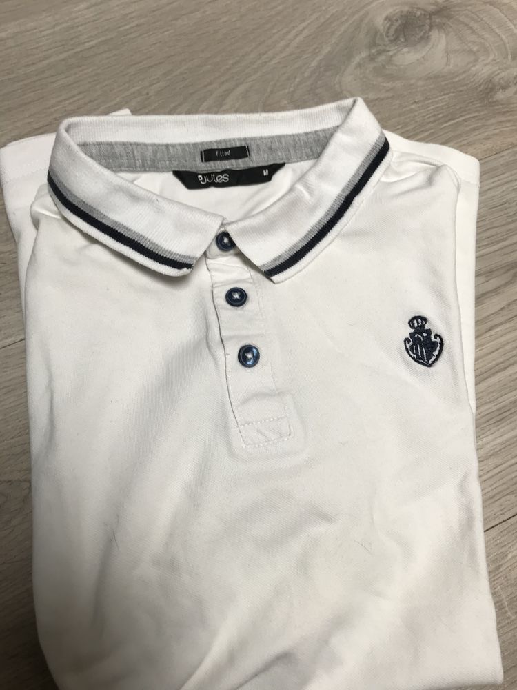 POLO BLANC  JULES   T. M   Ecusson marine 6 Saint-Genis-Laval (69)