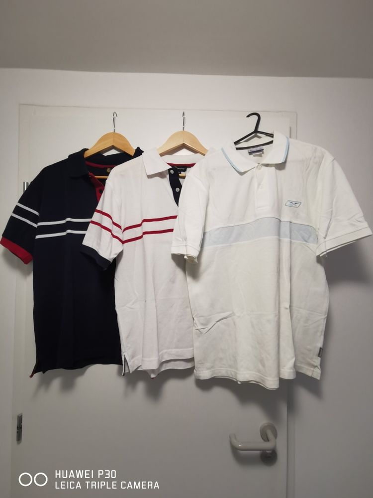 1 lot de polos Cutting-Edge   1  Polo Blanc bandes bleue Reebok 16 Colombes (92)