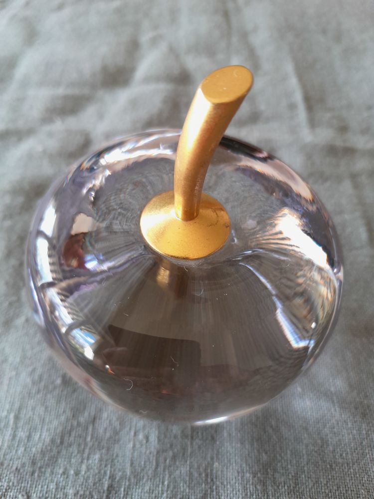 Pomme en cristal avec tige plaqu�e or 38 Saint-Maur-des-Foss�s (94)