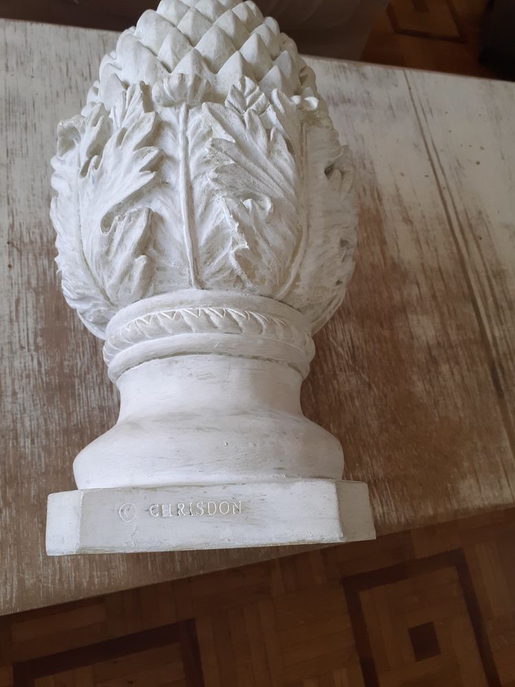 Pomme de pin royale 70 Juan Les Pins (06)