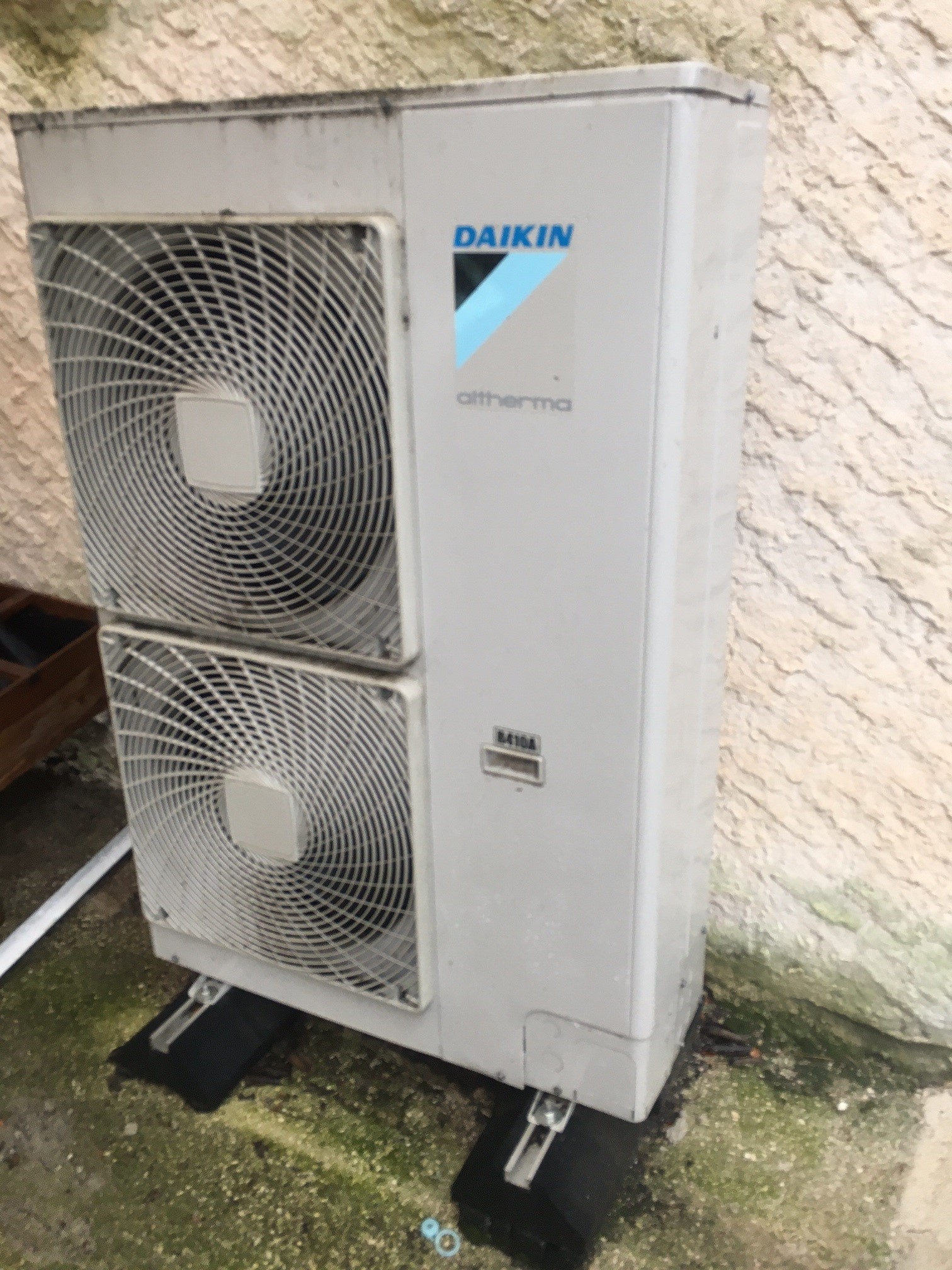 Pompe � chaleur air/eau Daikin 6900 Aubagne (13)