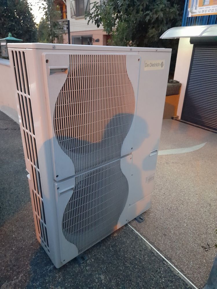 Pompe � chaleur De Dietrich Alesio Evolution AWHP-v200 1000 Amn�ville (57)