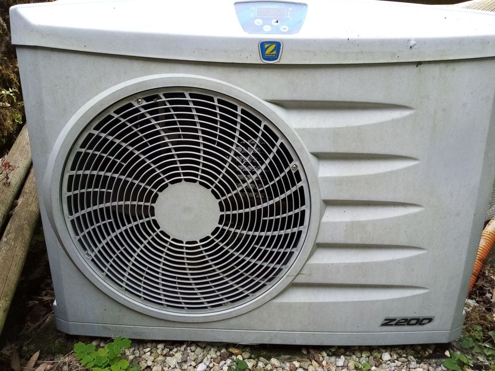 POMPE A CHALEUR ZODIAC pour piscine hors sol 7 m�tres sur 3. 350 Mauron (56)