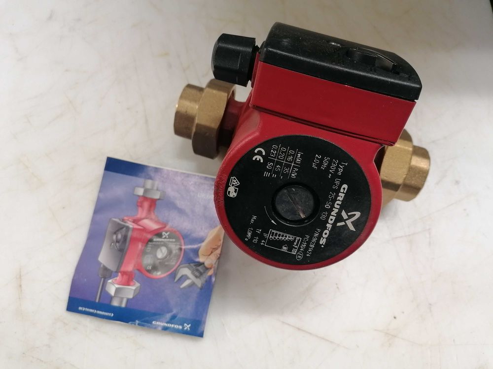 Pompe chauffage Grundfos UPS 25-50 130. 75 Le Mans (72)