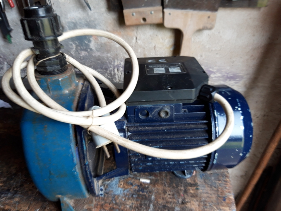 pompe en etat de marche 40 L�e (40)