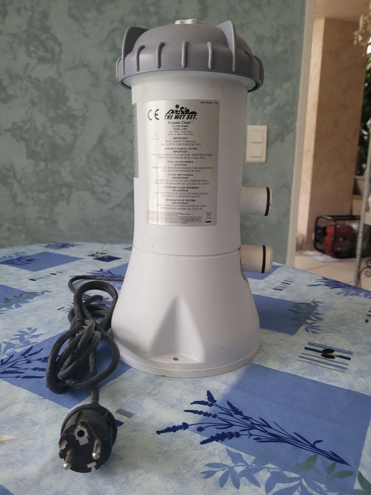 POMPE FILTRATION PISCINE PNEUMATIQUE HORS SOL 0 Marignier (74)