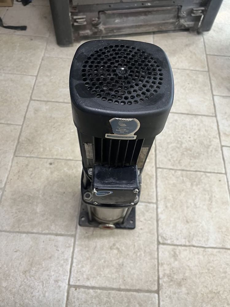 pompe grundfos triphas� 350 Feurs (42)