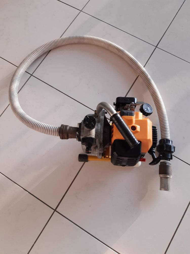 POMPE DE JARDIN ROBIN eco25gr 125 Plougastel-Daoulas (29)