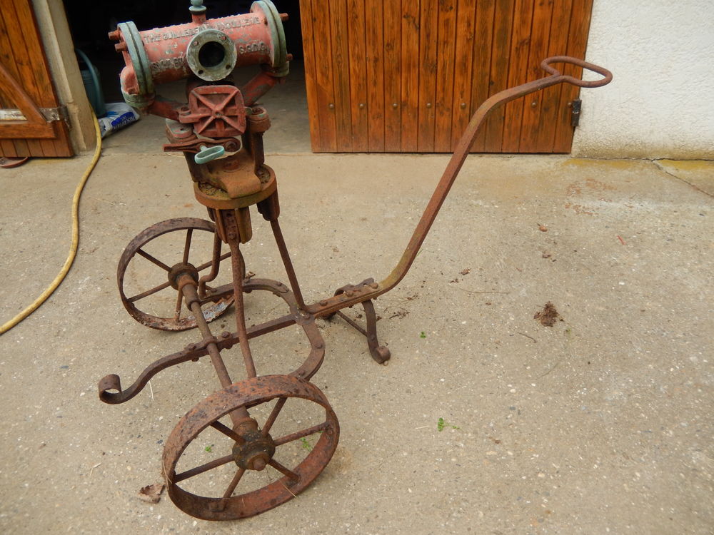 Pompe�: marque  �l'insatiable�  0 Pons (17)