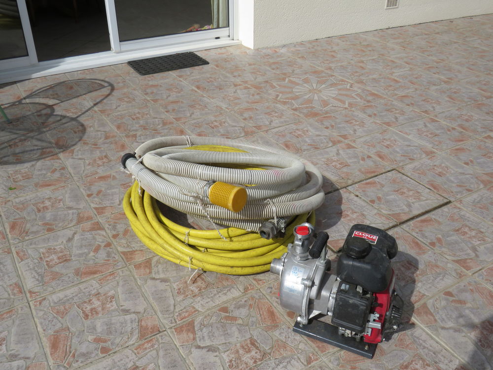 d'une pompe thermique avec tuyaux 300 Naintr� (86)