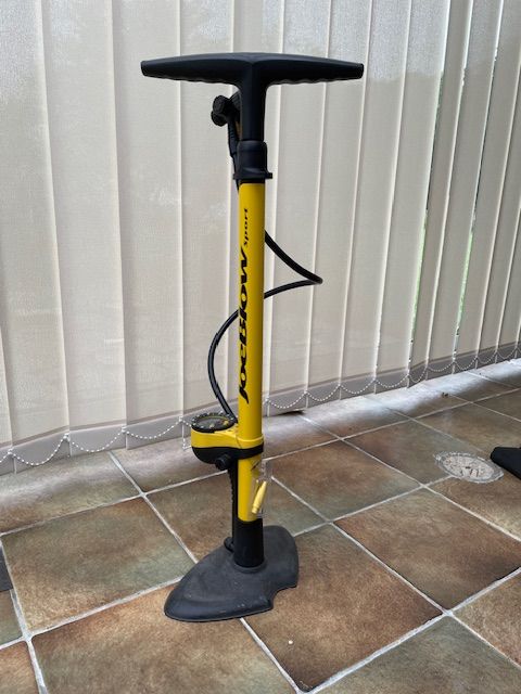 Pompe � v�lo 20 Sablonceaux (17)