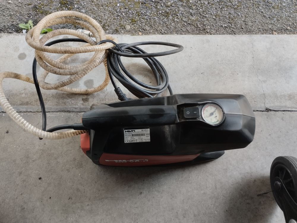  Pompe � vide DD VP-U.    HILTI 1 Strasbourg (67)