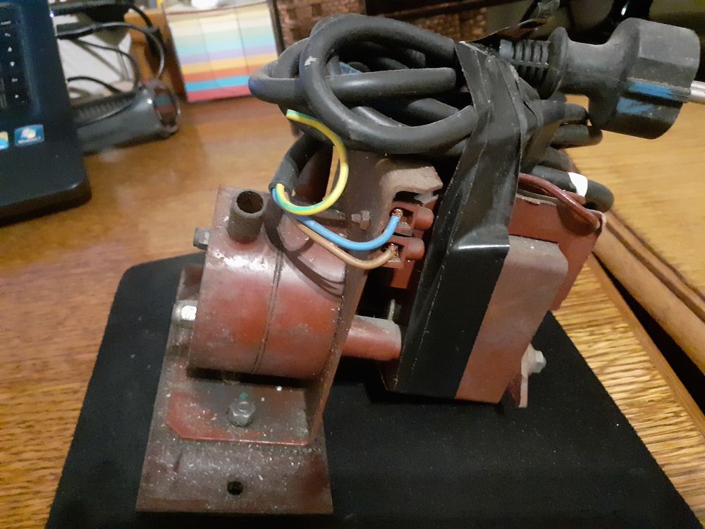 pompe 35 Saint-Quentin (02)