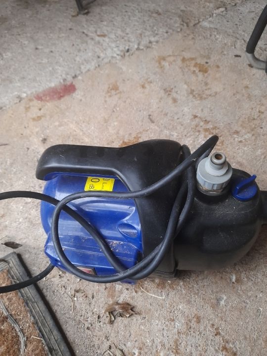 Pompe � eau 20 Saint-Martial-d'Artenset (24)