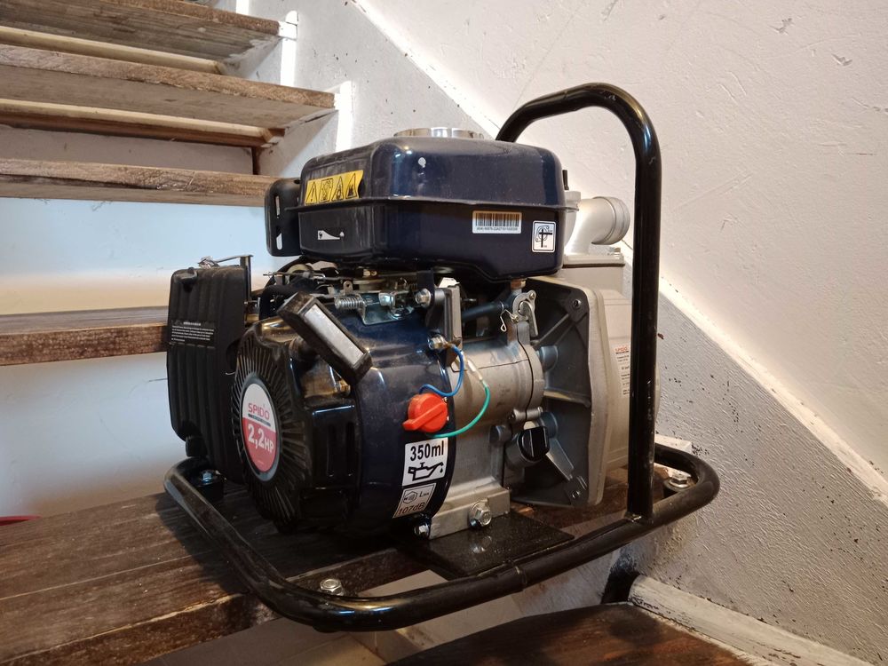 pompe �  eau 100 M�con (71)