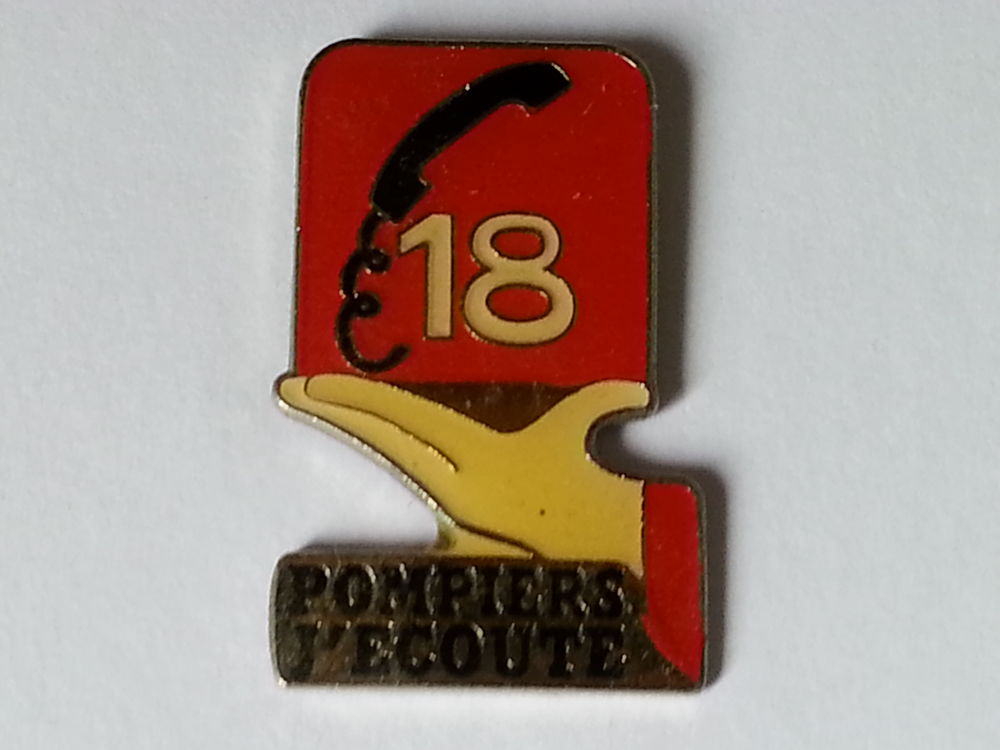 PIN'S POMPIER - N° 1346
1 Saint-Michel-en-l'Herm (85)