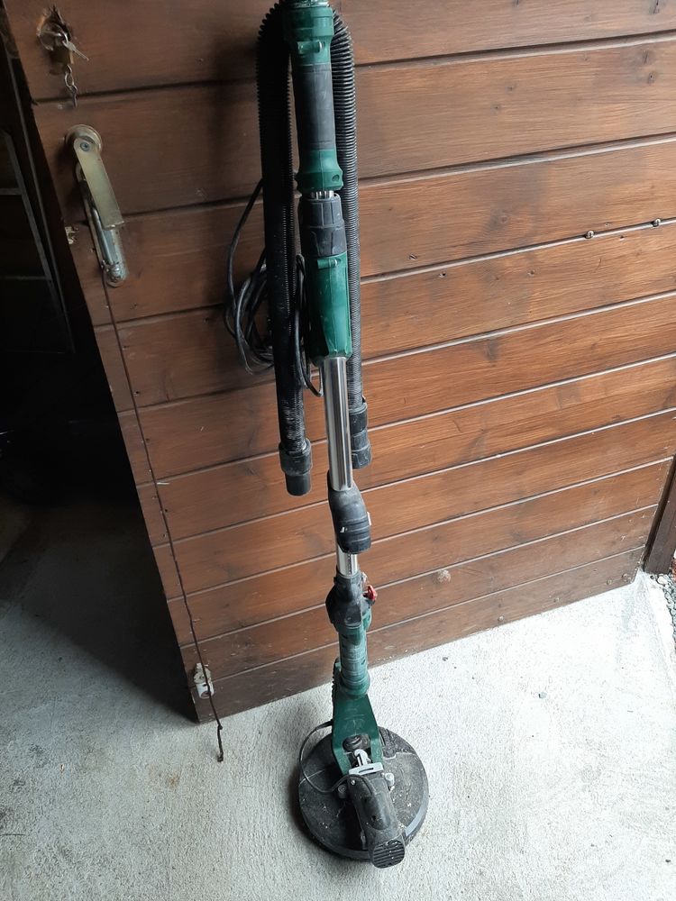 Ponceuse � bande � placo 50 Saint-Jean-d'Ass� (72)