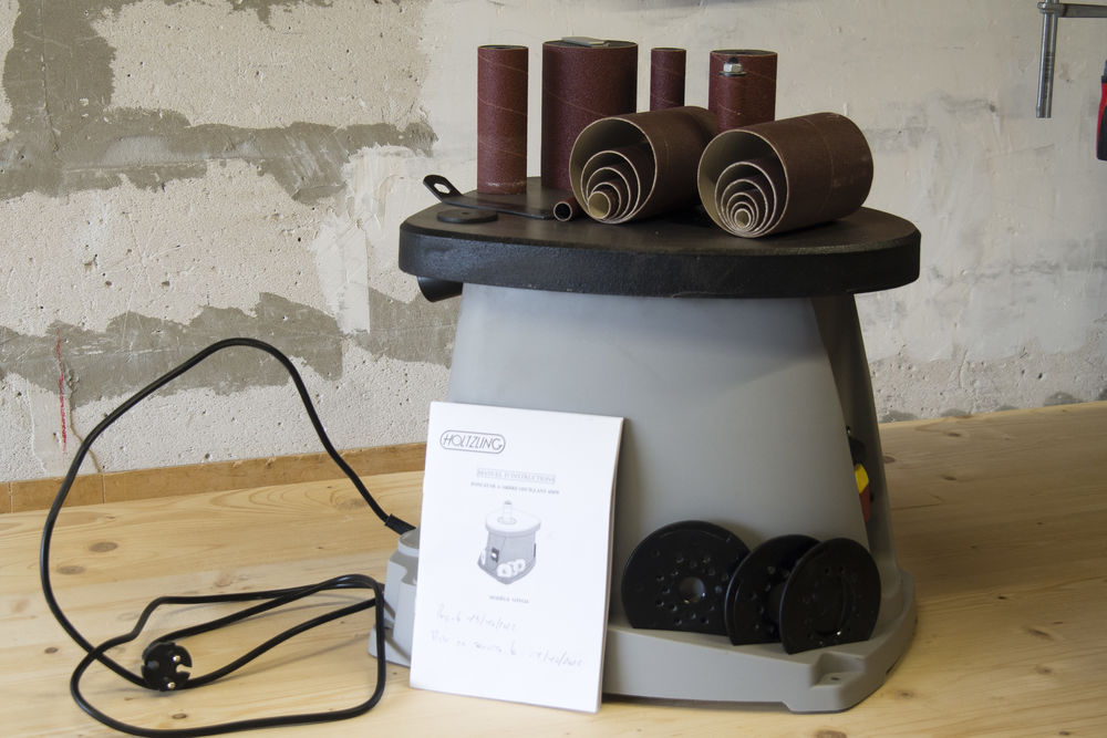 Ponceuse HOLDZING oscillante. 170 Monthion (73)