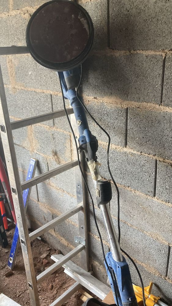 Ponceuse plaquiste 60 Stiring-Wendel (57)