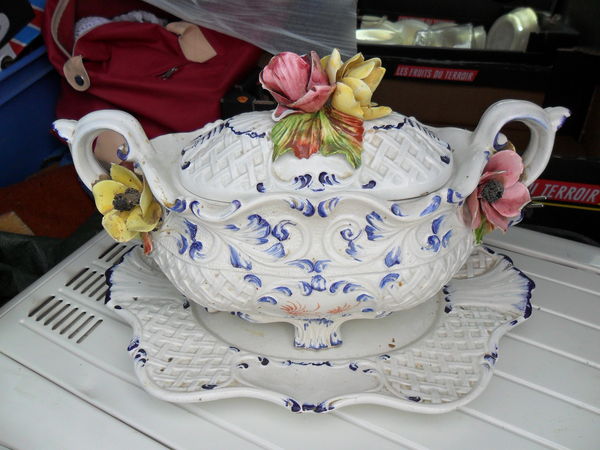 PORCELAINE DE BRESCHIA 35 Am�lie-les-Bains-Palalda (66)