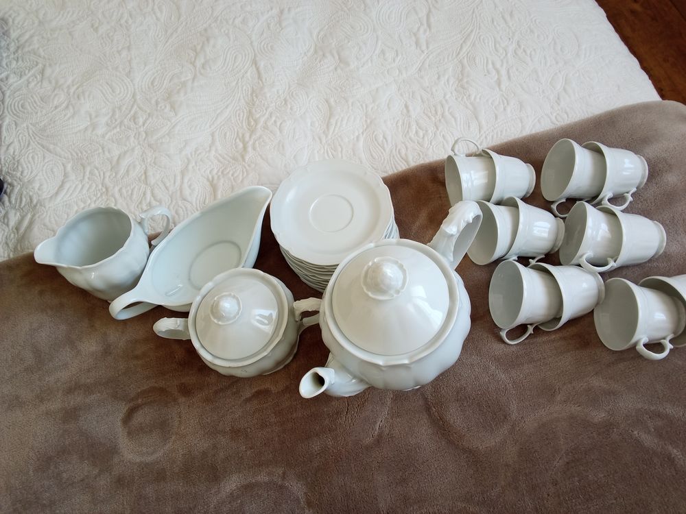 Porcelaine de Limoges 50 Trans-en-Provence (83)