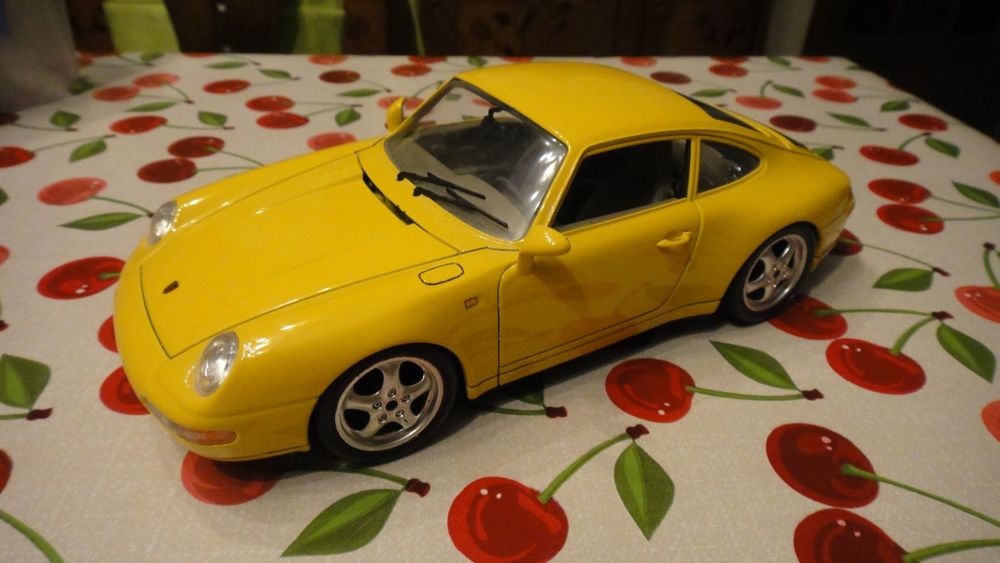 Porsche 911 Burago 1/18e 20 Romilly-sur-Andelle (27)